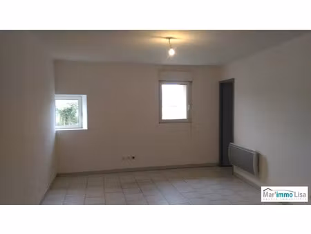 location appartement 3 pièces 44.2 m² à alleins (13980)  nan €