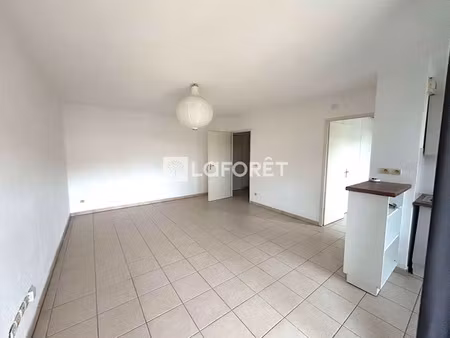 location appartement 2 pièces 41.36 m² à morières-lès-avignon (84310)  627 €