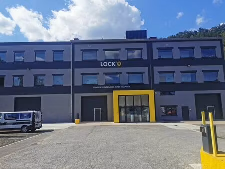 entrepôt à louer de 45m2 jusqu'à 107m2