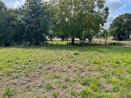 vente terrain à saint-senier-sous-avranches (50300) : à vendre / saint-senier-sous-avranch