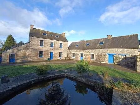 vente maison à rostrenen (22110) : à vendre / 229m² rostrenen