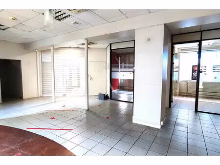 local commercial macon 390 m2