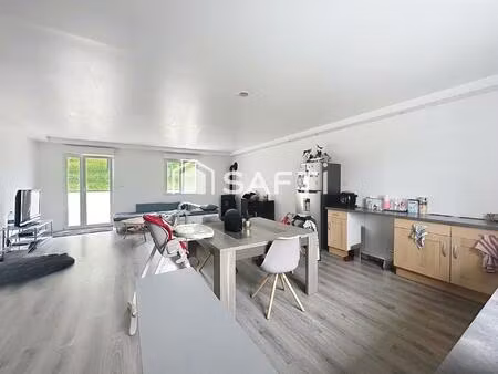 maison 94 m2 3 chambres en village.