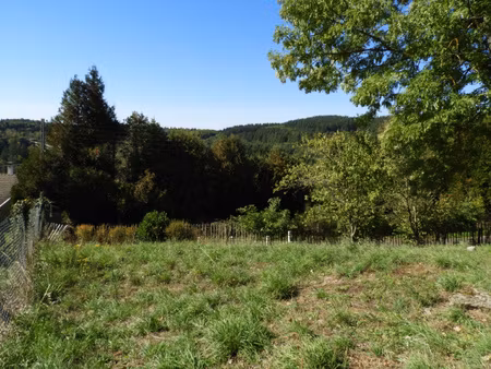 terrain constructible proche commerces et écoles