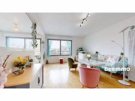 appartement de prestige de 84 m2 en vente nanterre  france