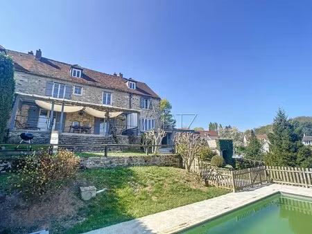 maison de luxe à vendre à chavençon