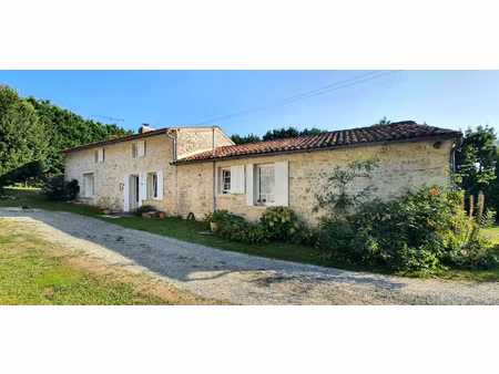 longère 8 pièce(s) 177 m2 sur parcelle 2500 m2 avec gîte et garage