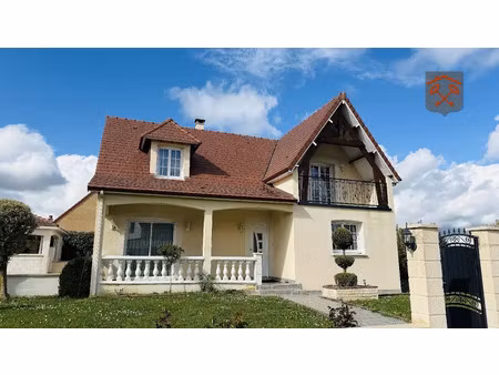 vente maison 4 pièces 120 m² à l'aigle (61300)  253 000 €