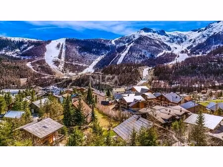 chalet de prestige de 7 pièces en vente auron  france