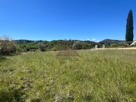 terrain au calme de 1 180 m²