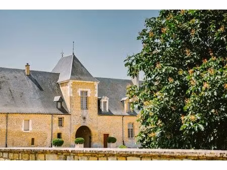 ardennes - demeure de caractère isolée du monde