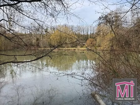 etang avec dépendances