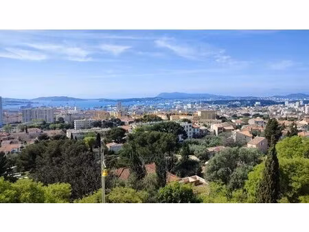 réf. : 9847 - vente avec reserve du droit d'usage et d'habitation - toulon (83)