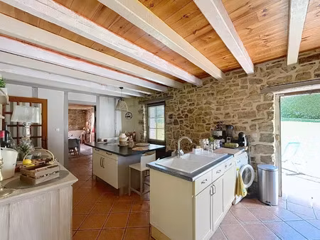 vente ferme 5 pièces 210 m² à briscous (64240)  735 000 €