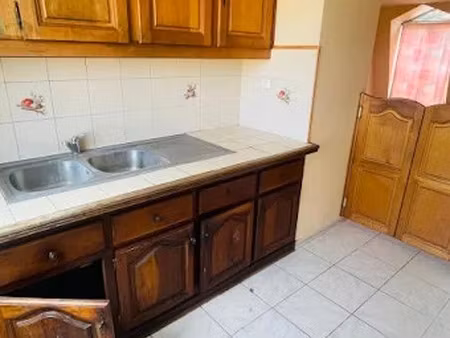 vente appartement 2 pièces 50 m² à basse terre (97100)  80 000 €