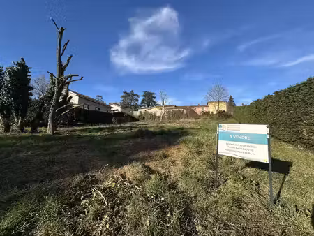 terrain constructible 555m2