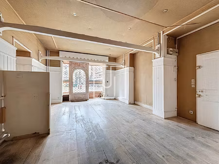 murs commerciaux libre place manuel barcelonnette.