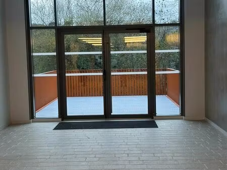 location bureau 73 m² à biarritz (64200)