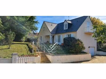 vente maison à solesmes (72300) : à vendre / 156m² solesmes