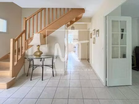 vente maison à saint-barthélemy-d'anjou (49124) : à vendre / 168m² saint-barthélemy-d'anjo