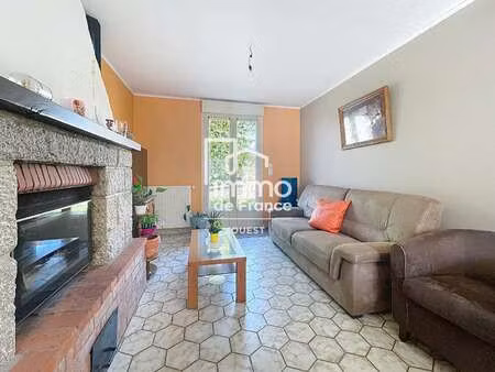 vente maison à sainte-gemmes-le-robert (53600) : à vendre / 208m² sainte-gemmes-le-robert