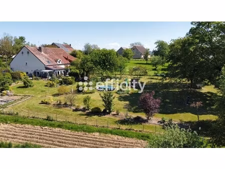 maison 6 pièces - 195 m²