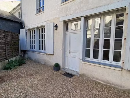 location maison 5 pièces 106 m² à saumur (49400)  950 €