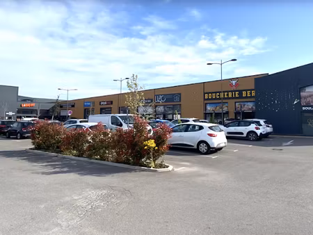 location locaux professionnels 96.25 m² à gignac-la-nerthe (13180)  1 773 €