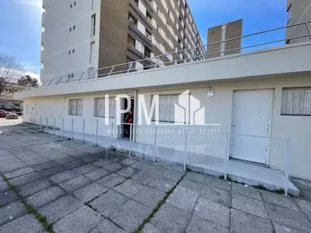 local professionnel 116 m2 à louer les arnavaux 13014