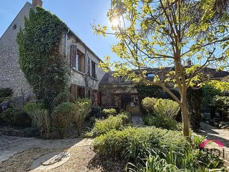 mondeville - maison de charme en pierre sur terrain de 826 m² -