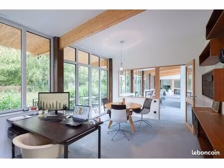 bureau a louer a mennecy  au bord de l'essonne