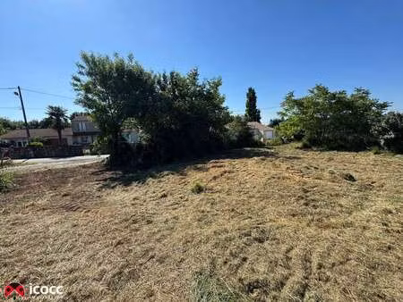 vente terrain à mareuil-sur-lay-dissais (85320) : à vendre / 999m² mareuil-sur-lay-dissais