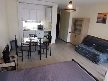 location meublée appartement 1 pièce 26 m² à aix-les-bains (73100)  620 €