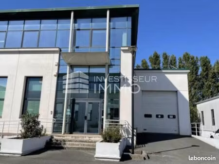 local d'activité 6 637 m²