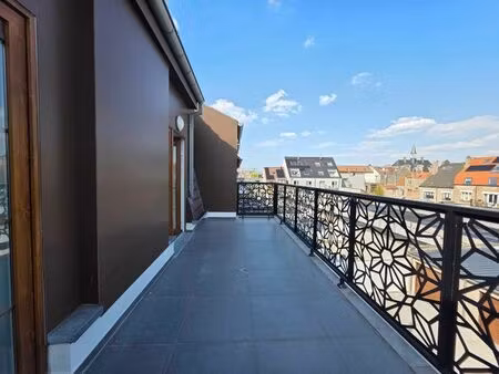 appartement duplex avec 4 chambres à coucher à nieuport