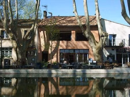 cucuron  magnifique duplex t3 rénové avec terrasse