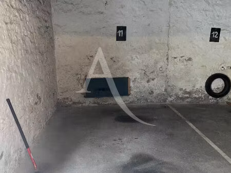 rue des lices - place de parking n°11