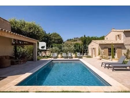villa de 5 pièces de luxe en location eygalières  france