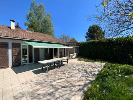 marmagne - pavillon plain pied de 92 m² (4 chambres) sur terrain de 2827m²