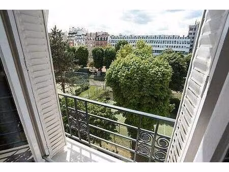 appartement 1 chambre meublé avec ascenseur  cheminée et concierge