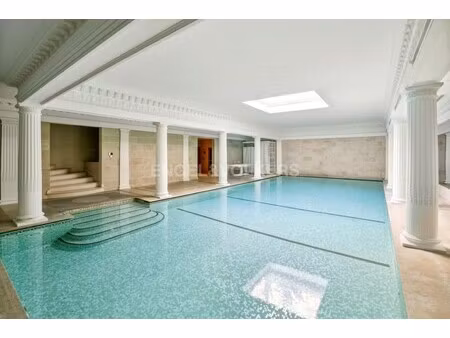 hôtel particulier à vendre dans le quartier ile de la jatte-parc d'orléans