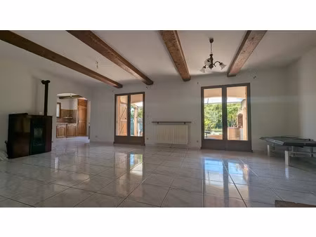vente maison 5 pièces 125 m² à gonfaron (83590)  359 000 €