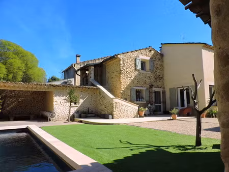 vente maison 5 pièces 135 m² à oraison (04700)  453 000 €