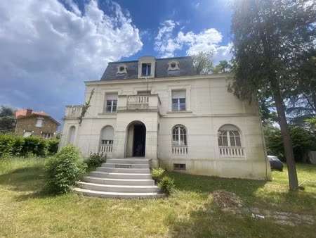 vente maison 12 pièces 376 m² à vaucresson (92420)  2 600 000 €