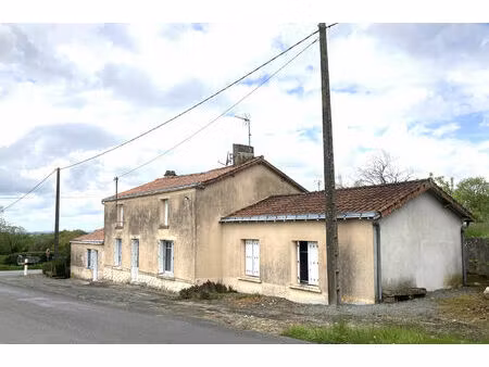 affaire a saisir ! maison ancienne à 5km de l'absie  15 km coulonges sur l'autize