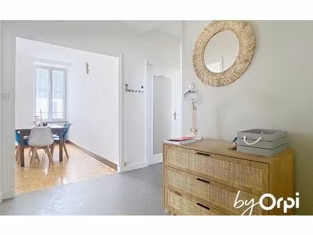 immeuble saint-gervais-d'auvergne 307.06 m² t-3 à vendre  99 000 €