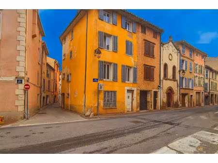 vente immeuble 221 m² le luc (83340)