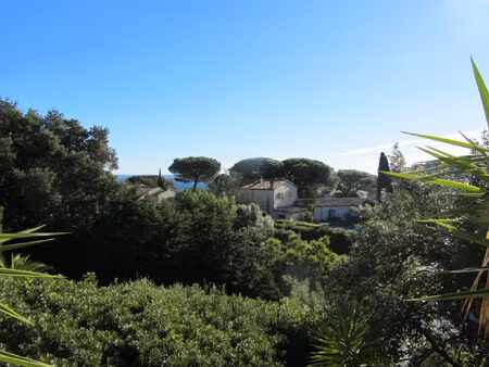 vente maison 7 pièces 157 m² le plan-de-la-tour (83120)