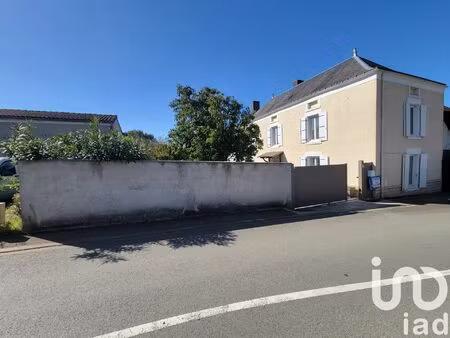 vente maison 4 pièces 150 m² cheffois (85390)