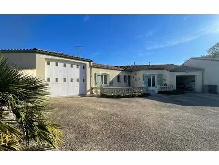 maison saint-pierre-le-vieux m² t-5 à vendre  239 000 €